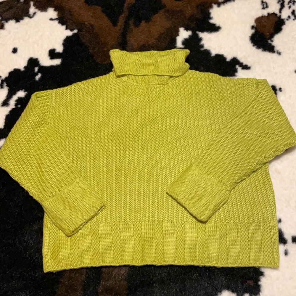 Chartreuse turtleneck true craft sweater large